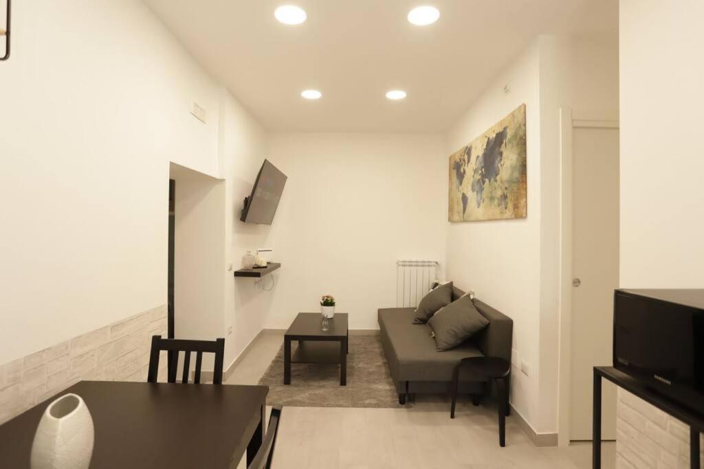 Santa Chiara Luxury House Apartment Neapel